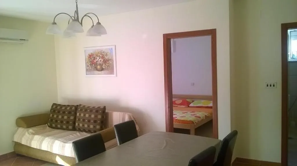 Apartments With A Parking Space Nska, Krk - 23054 Malinska